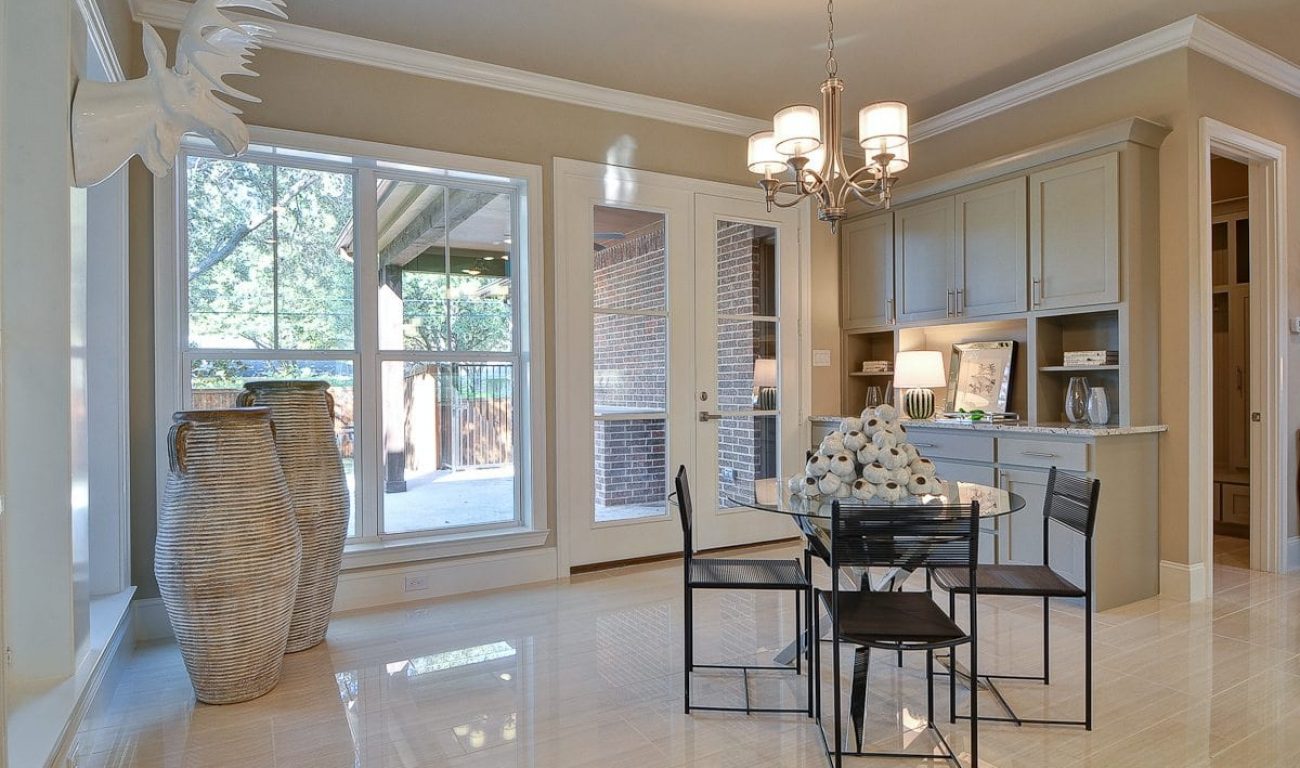 staged-house-myerwood_01